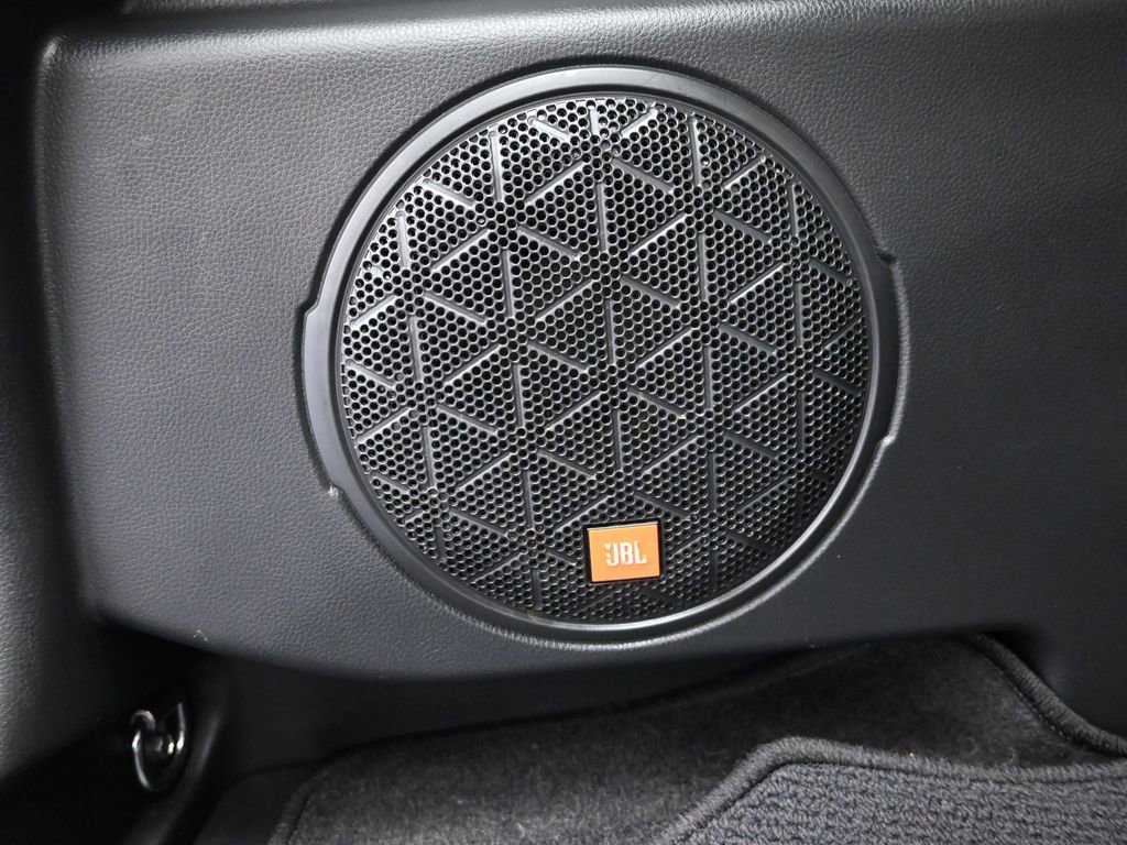 Used 2023 Toyota RAV4 Limited image 35