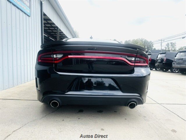 Used 2019 Dodge Charger Scat Pack w/ Plus Group RWD image 17