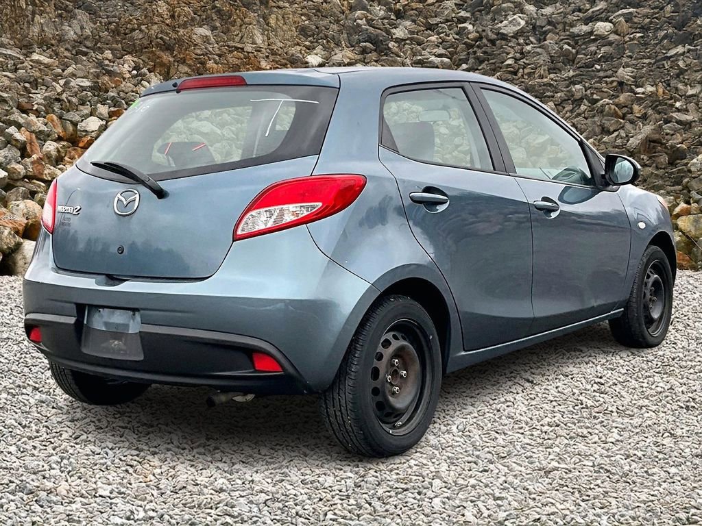 Used 2014 MAZDA MAZDA2 Sport image 2
