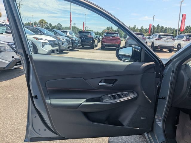 New 2026 Nissan Sentra SR w/ SR Premium Package FWD image 11