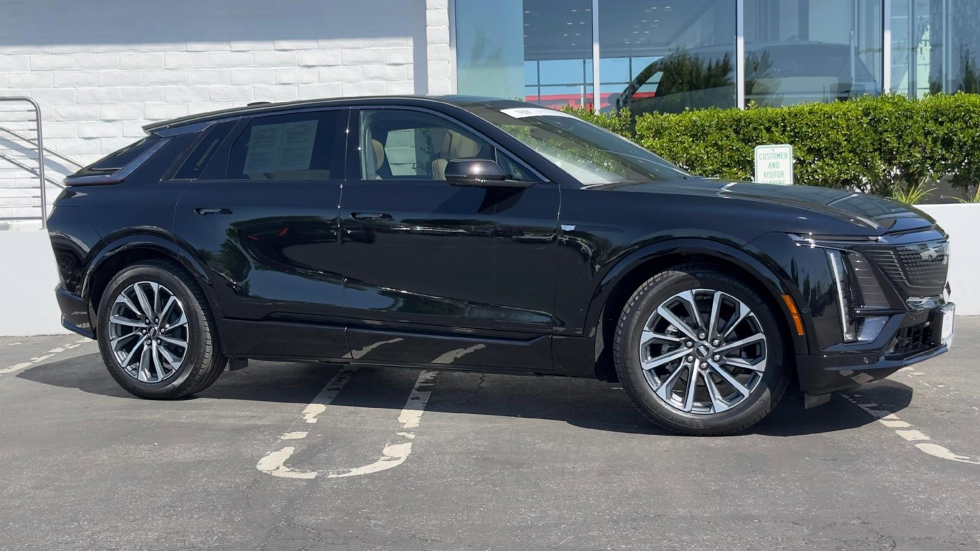 Certified 2024 Cadillac Lyriq Sport w/ Nappa Leather Package image 2