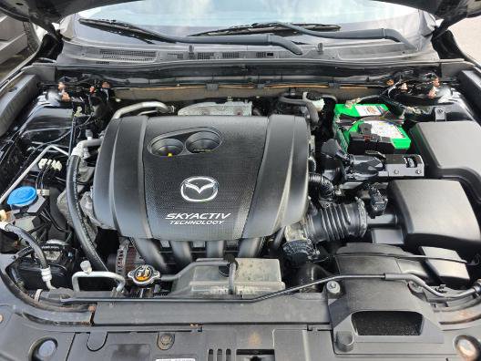 Used 2016 MAZDA MAZDA3 i Touring w/ Popular Equipment Package FWD image 8