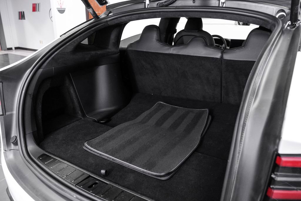 Used 2023 Tesla Model X image 58
