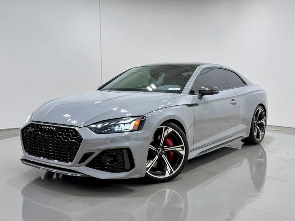 Used 2023 Audi RS 5 w/ Black Optic Carbon Package AWD/4WD image 2