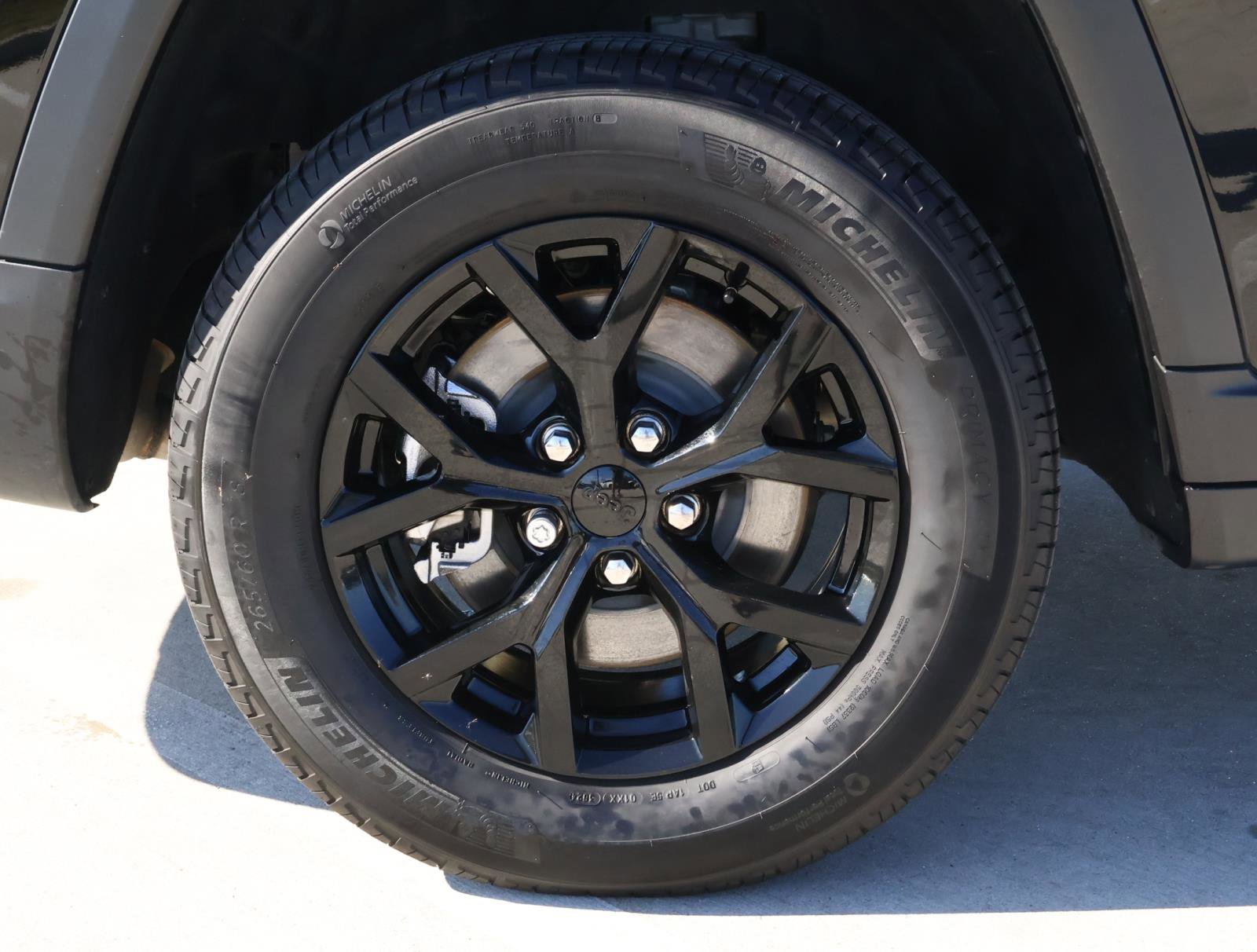 Used 2025 Jeep Grand Cherokee L Altitude image 10