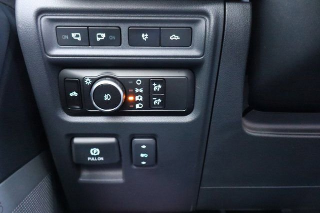 Used 2023 Ford F150 Lariat w/ Equipment Group 502A High image 39