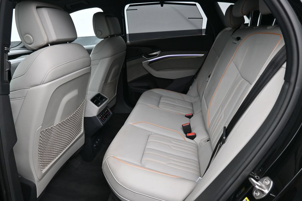 Used 2024 Audi Q8 e-tron Prestige w/ Prestige Package AWD/4WD image 21
