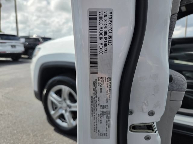 Certified 2024 Jeep Compass Latitude AWD/4WD image 19