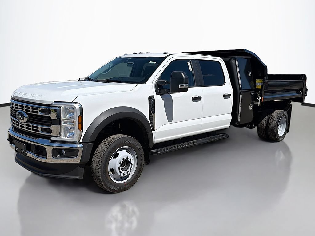 New 2026 Ford F550 4x4 Crew Cab image 3