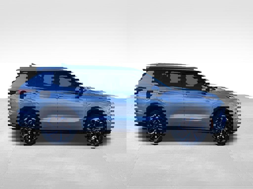 Used 2023 Mitsubishi Outlander SE image 3