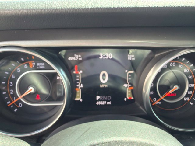 Used 2018 Jeep Wrangler Unlimited Sahara AWD/4WD image 17