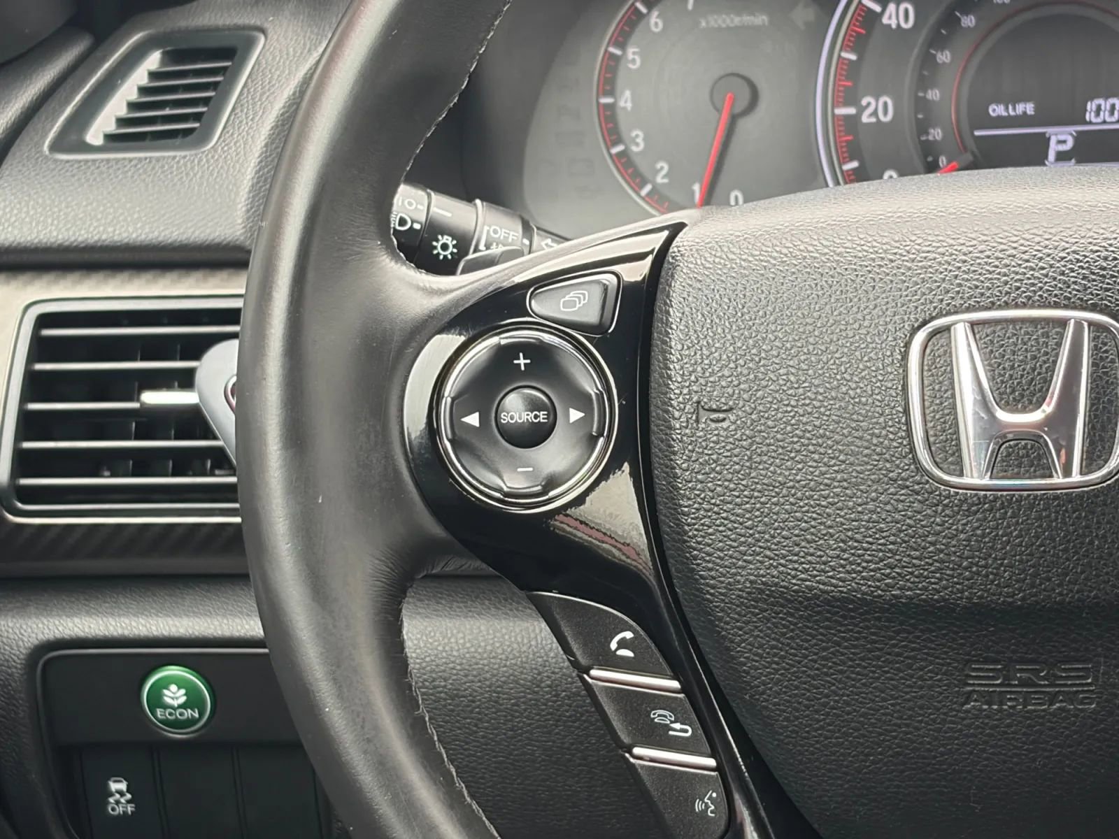 Used 2017 Honda Accord Sport image 28