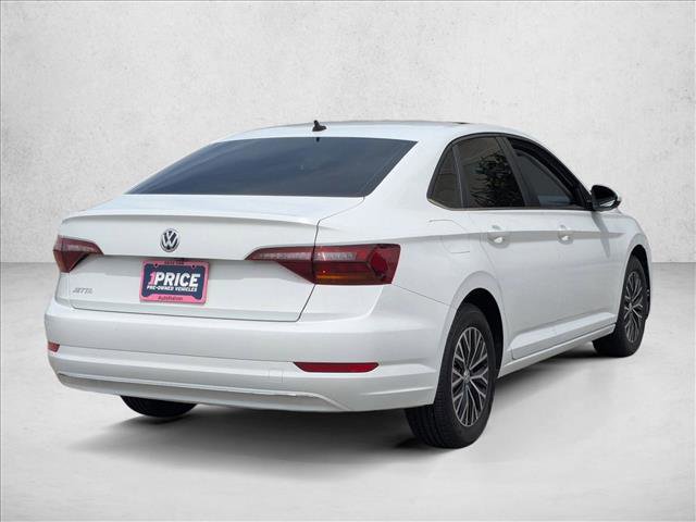 Used 2019 Volkswagen Jetta SE w/ Cold Weather Package image 5