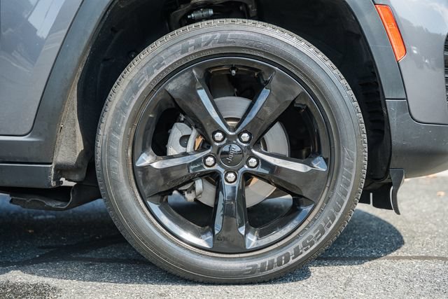 Used 2023 Jeep Grand Cherokee Altitude AWD/4WD image 22