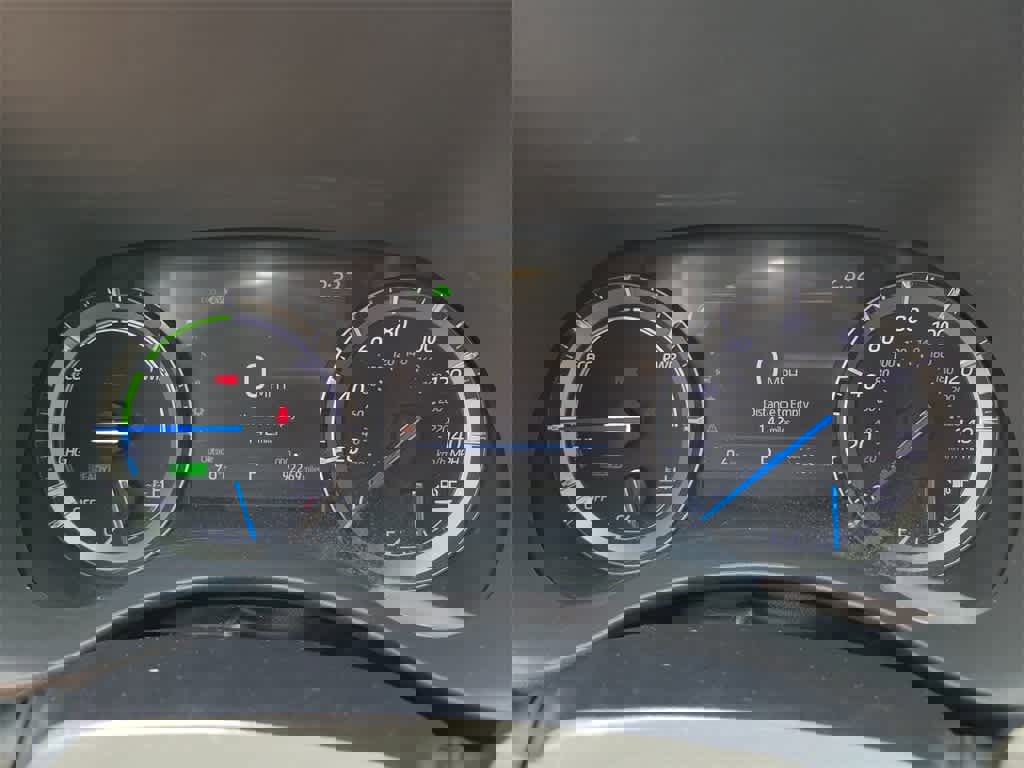 Used 2020 Toyota Highlander XLE image 24