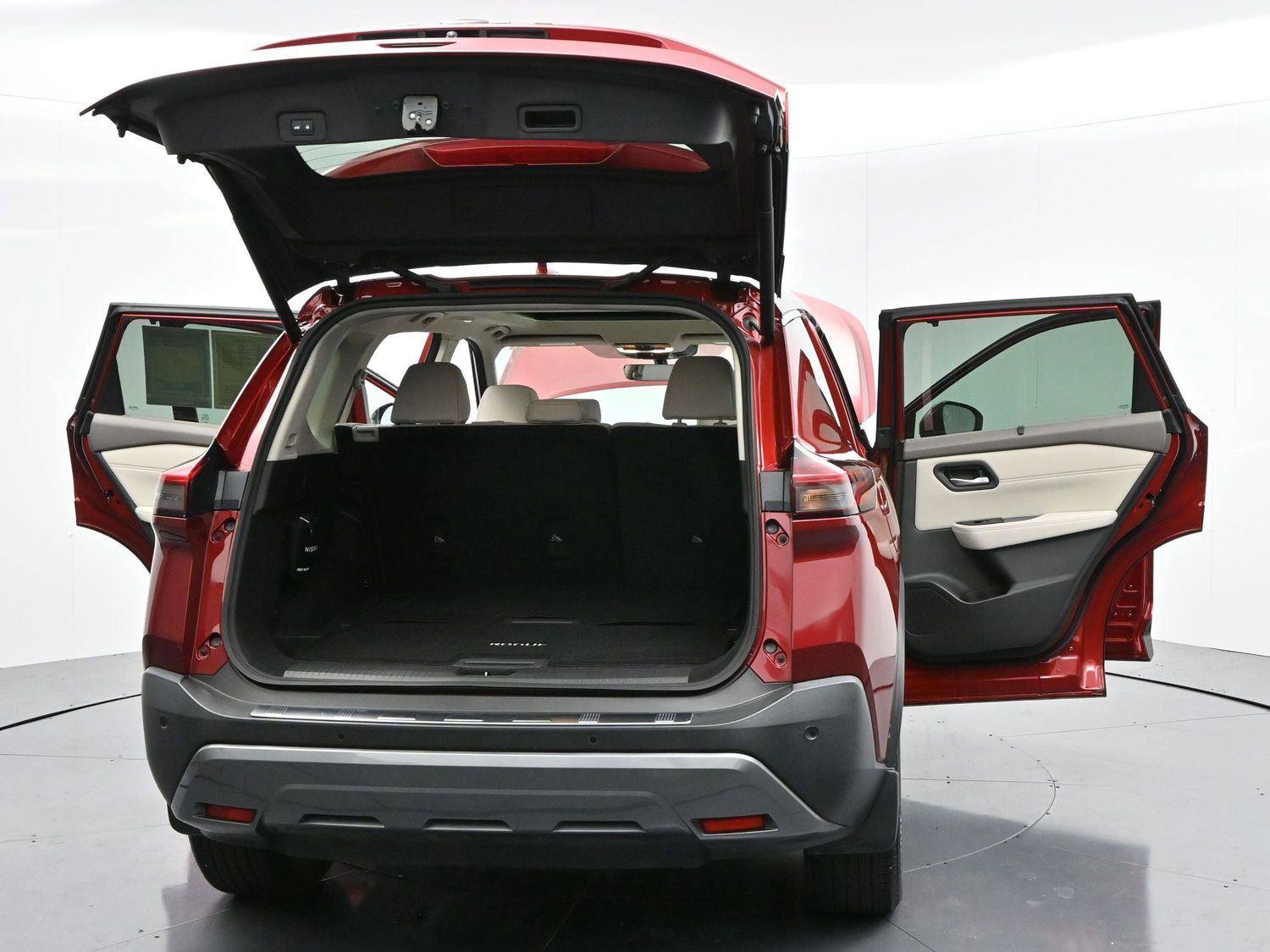 Used 2022 Nissan Rogue SL w/ SL Premium Package image 46