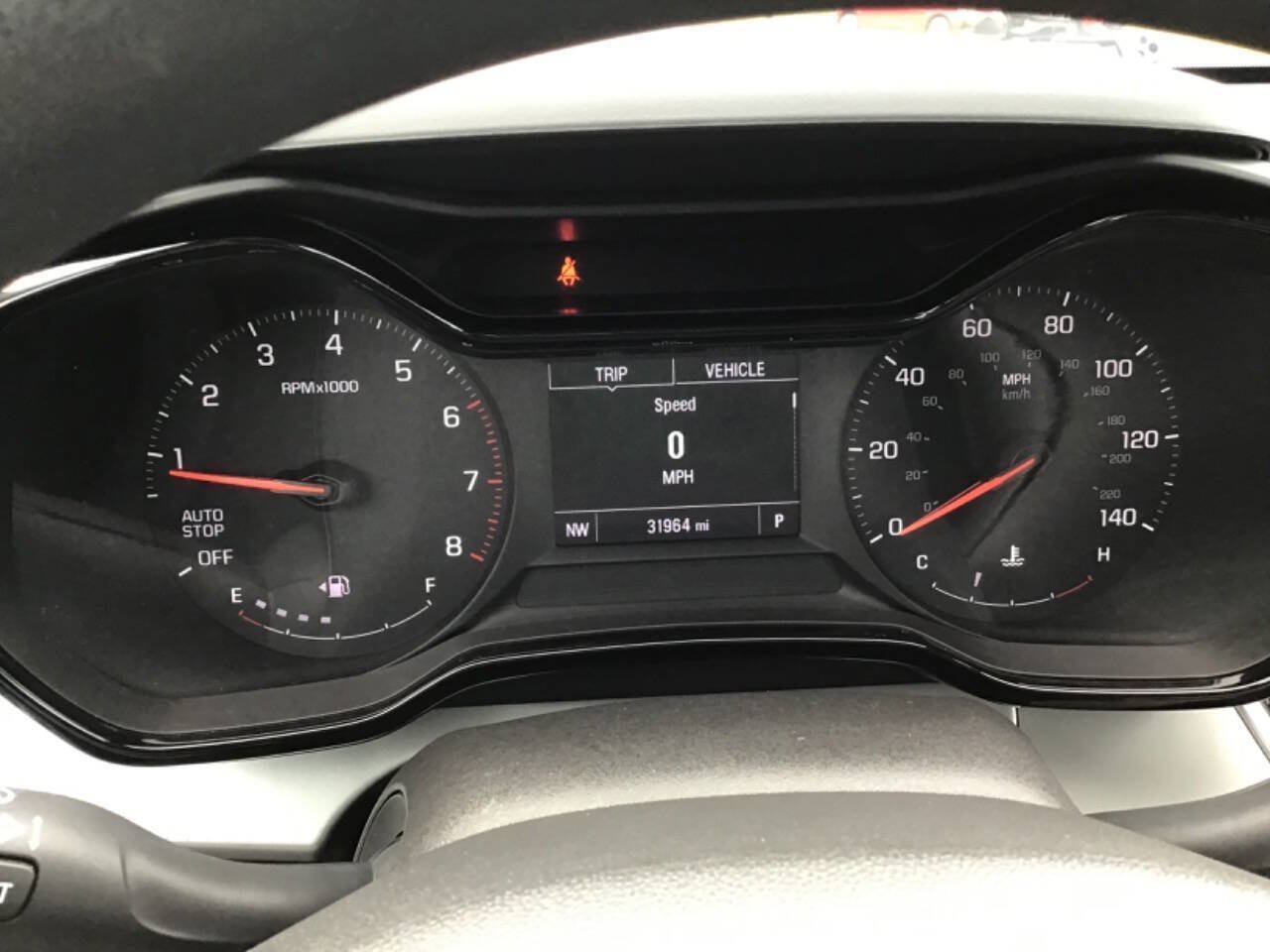 Used 2024 Chevrolet Trax LS w/ LS Convenience Package FWD image 9