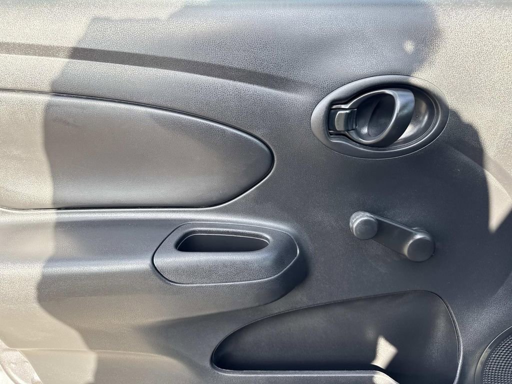 Used 2019 Nissan Versa S Plus image 17