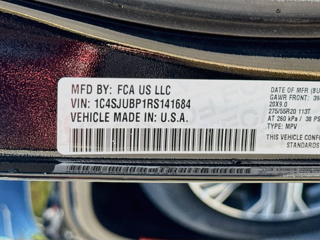 Used 2024 Jeep Wagoneer Series II RWD image 11