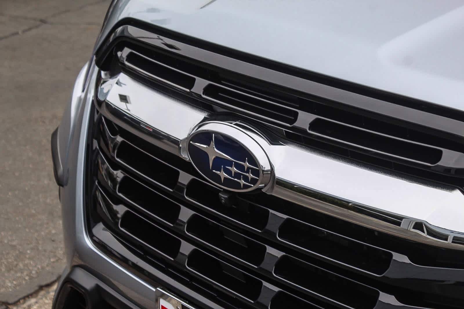 New 2025 Subaru Ascent Limited image 9