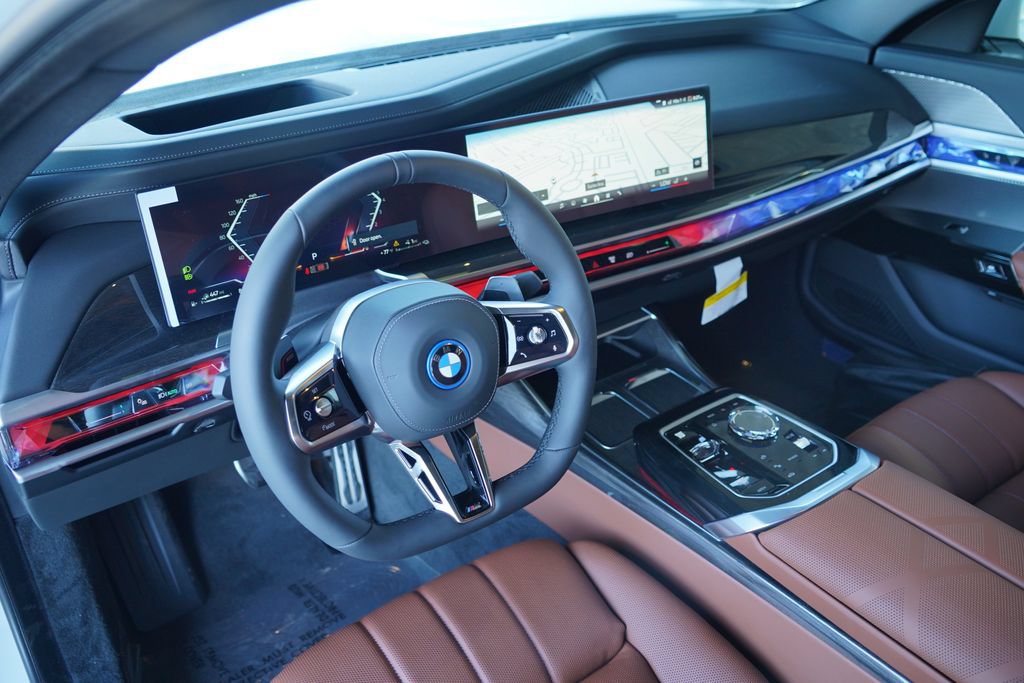 New 2026 BMW 750e xDrive w/ Premium Package AWD/4WD image 11