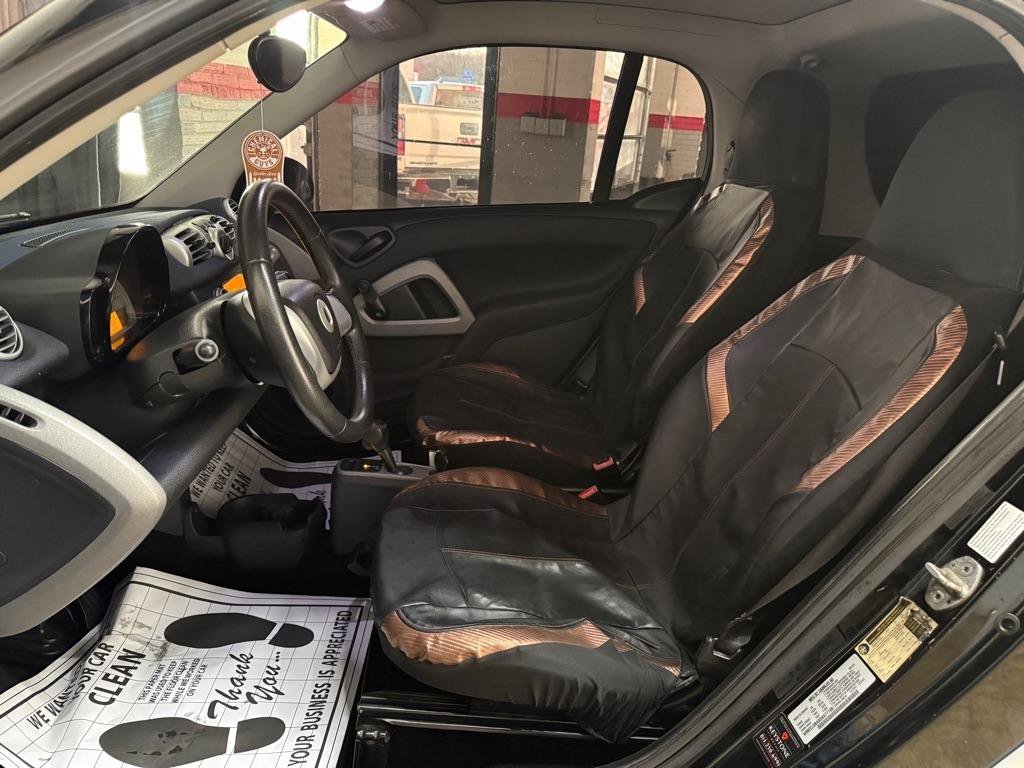 Used 2013 smart fortwo pure image 10