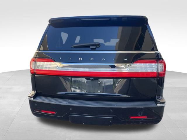 Used 2019 Lincoln Navigator L Reserve image 7