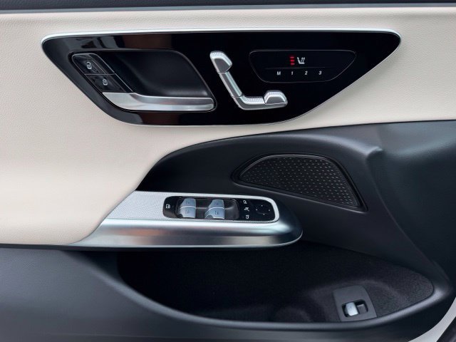 Certified 2024 Mercedes-Benz E 350 4MATIC Sedan image 15