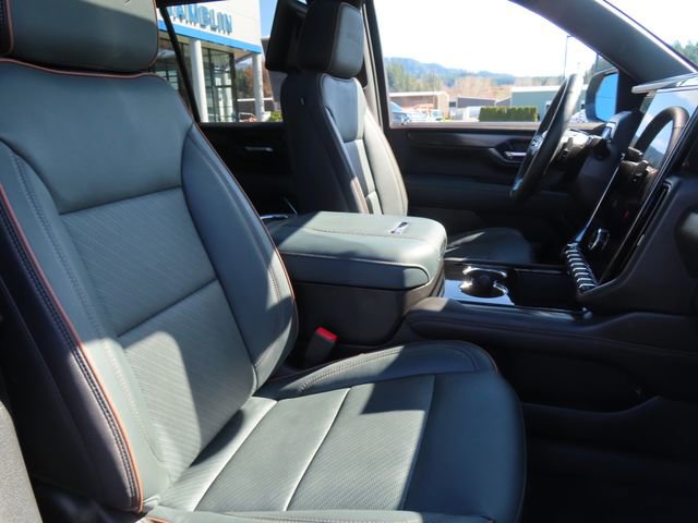 Used 2025 GMC Yukon AT4 w/ AT4 Premium Plus Package image 51