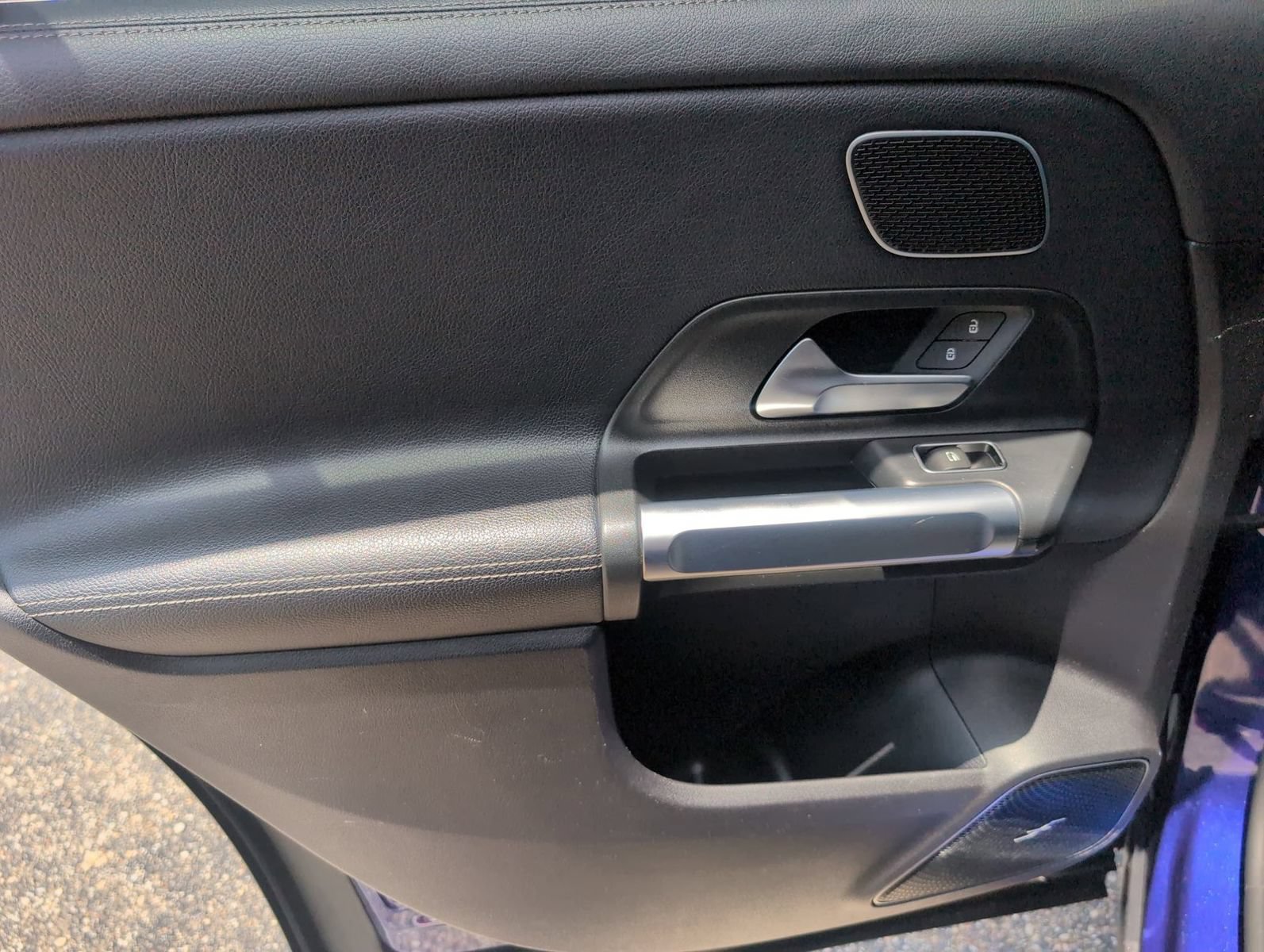 Used 2021 Mercedes-Benz GLB 250 image 34