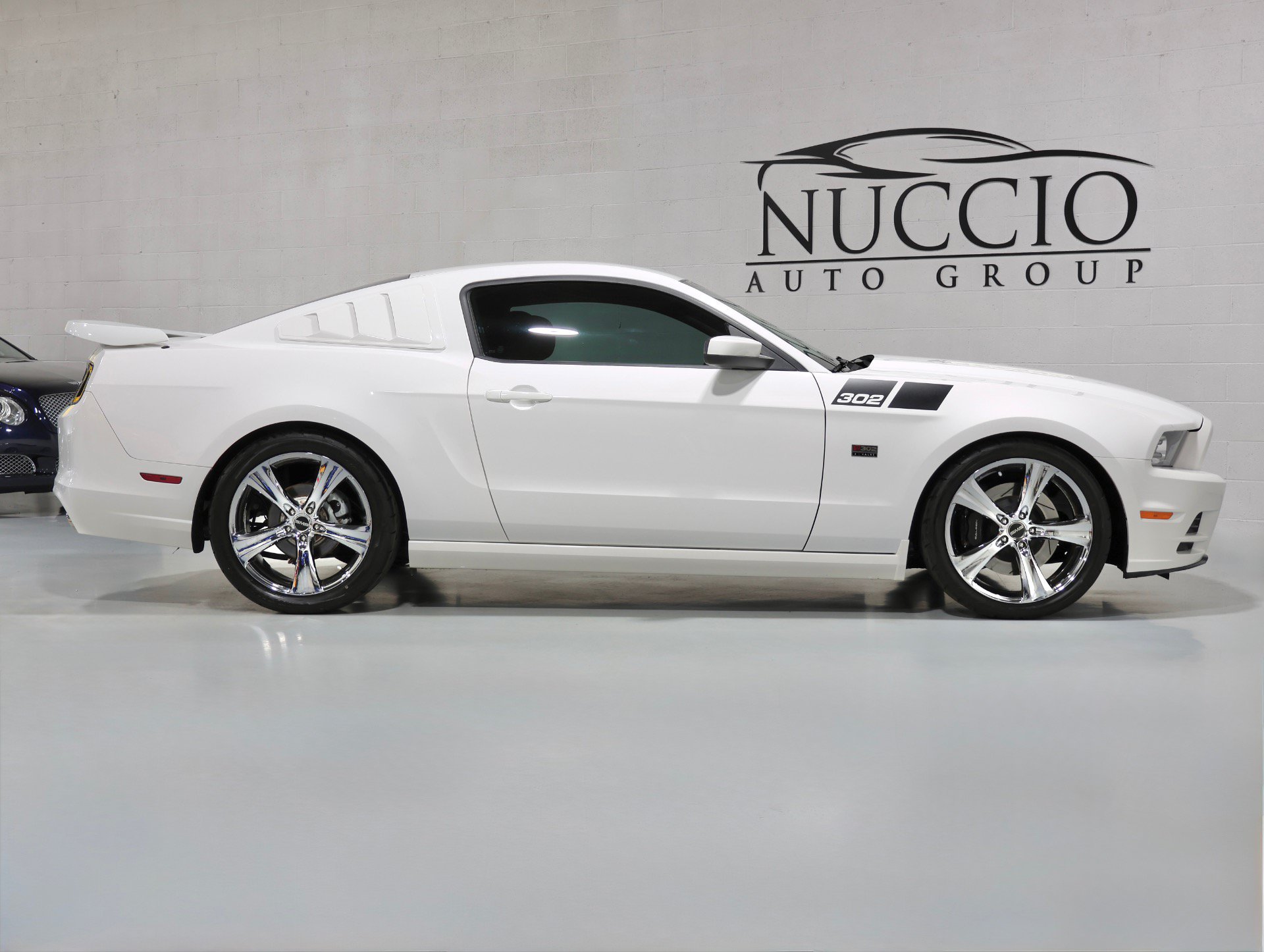 Used 2013 Ford Mustang GT RWD image 18