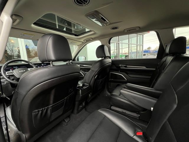 Used 2024 Kia Telluride S w/ S Sunroof Package image 9