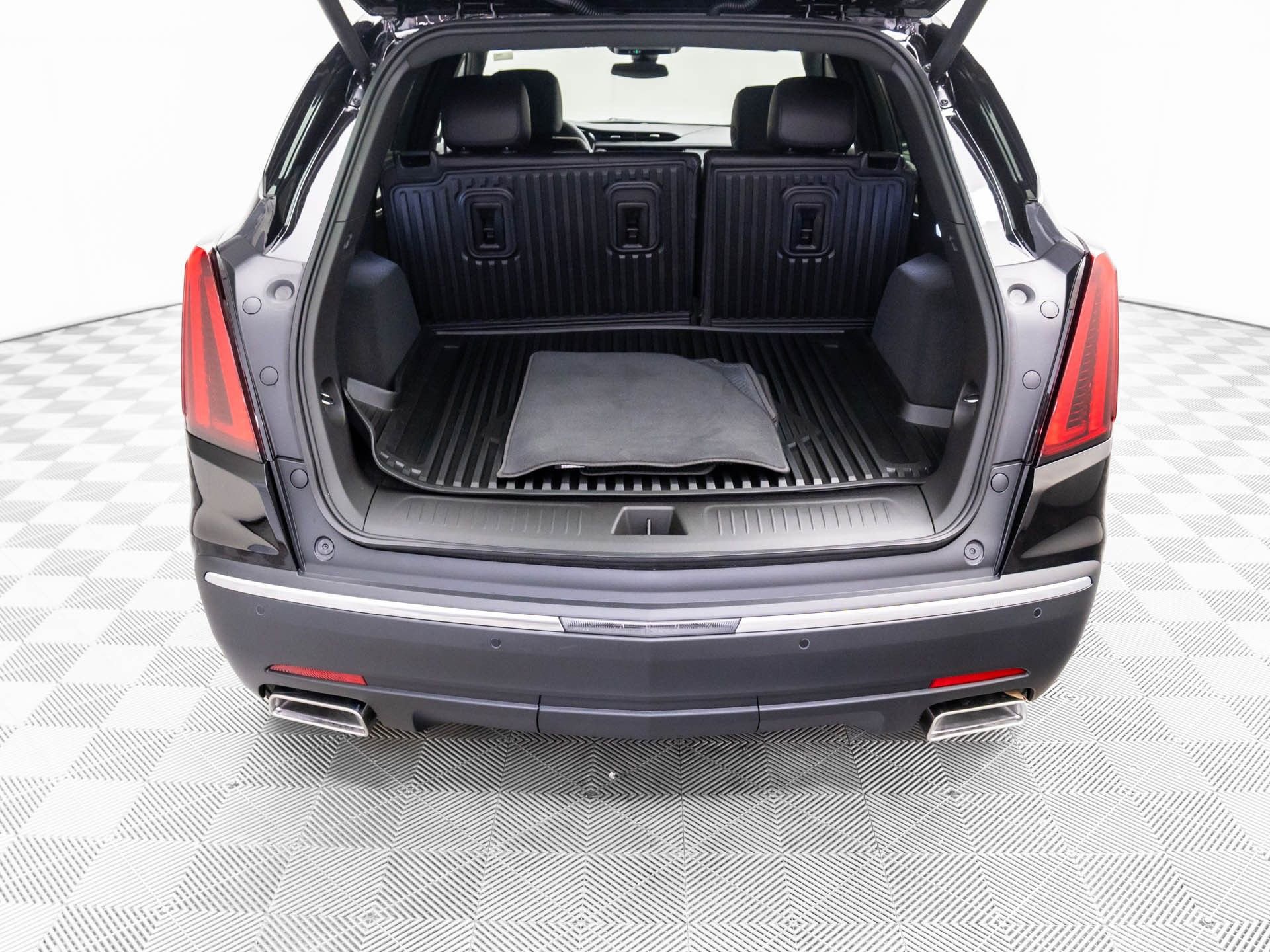 New 2026 Cadillac XT5 Luxury w/ LPO, Floor Liner Package image 26
