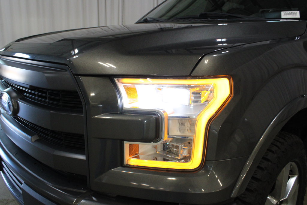 Used 2015 Ford F150 Lariat w/ Equipment Group 502A Luxury AWD/4WD image 33