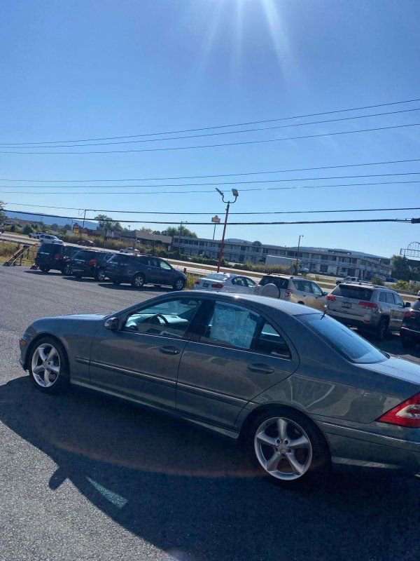 Used 2005 Mercedes-Benz C 230 Sedan image 5