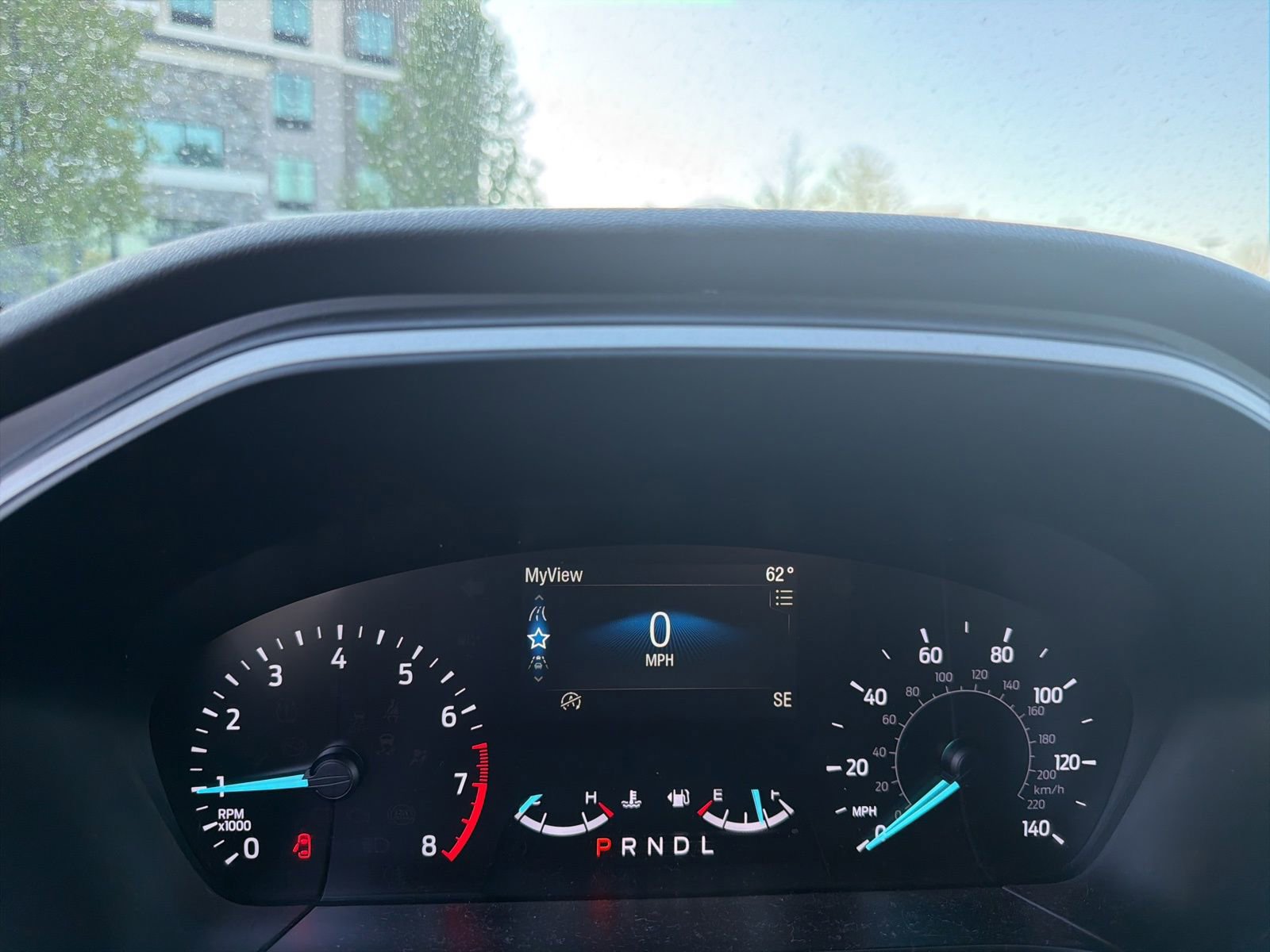 Used 2020 Ford Escape SE image 10