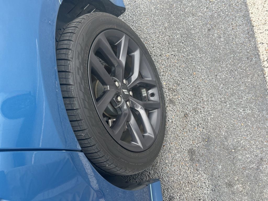 Used 2020 Dodge Charger R/T w/ Blacktop Package image 3