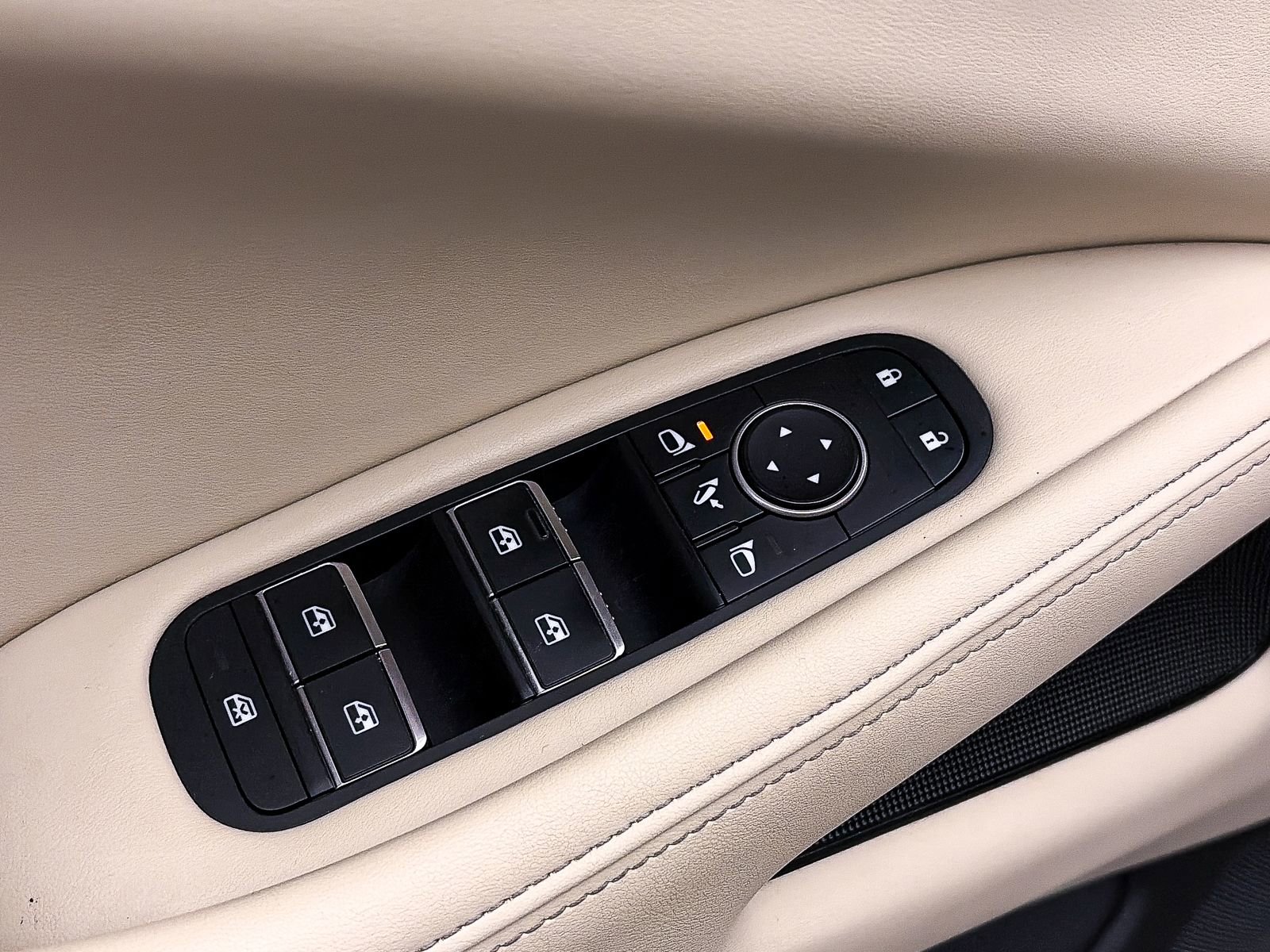 Used 2023 INFINITI QX60 Luxe w/ Cargo Package image 17