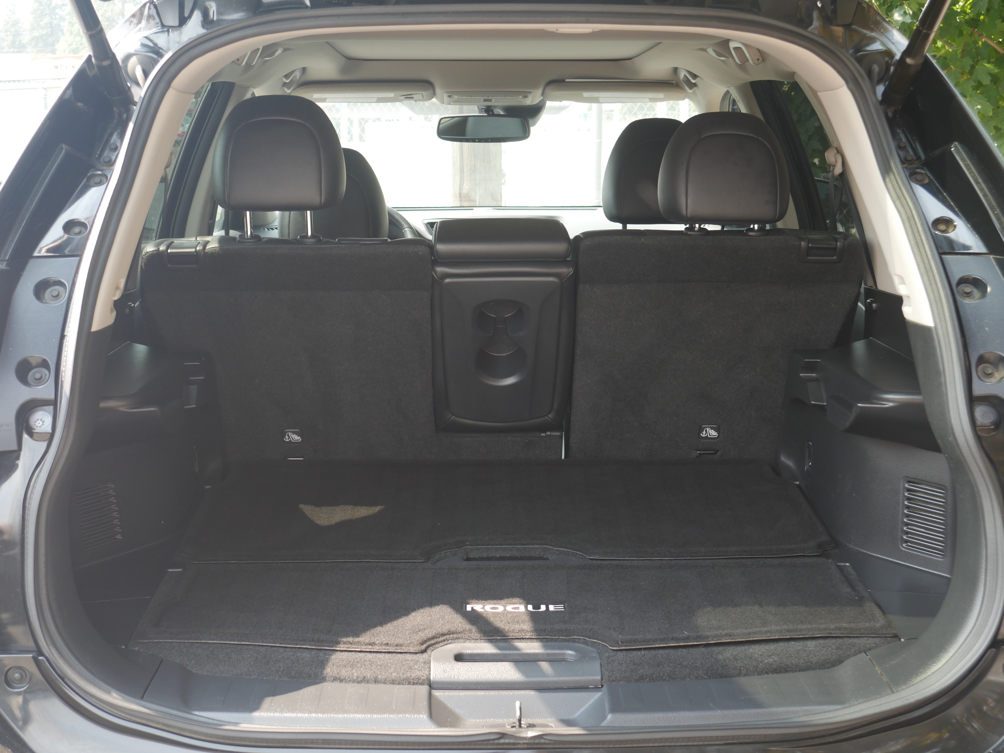 Used 2019 Nissan Rogue SL w/ Premium Package AWD/4WD image 21