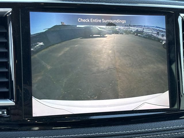Used 2024 Chrysler Pacifica Limited FWD image 35