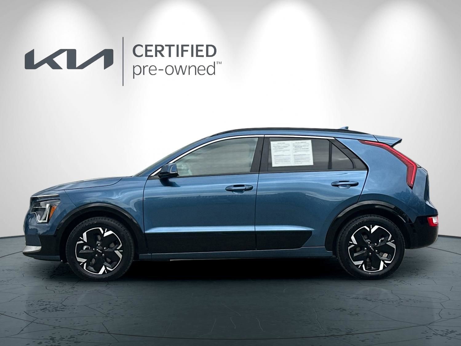 Certified 2023 Kia Niro Wind w/ Wind Preserve Package FWD image 7