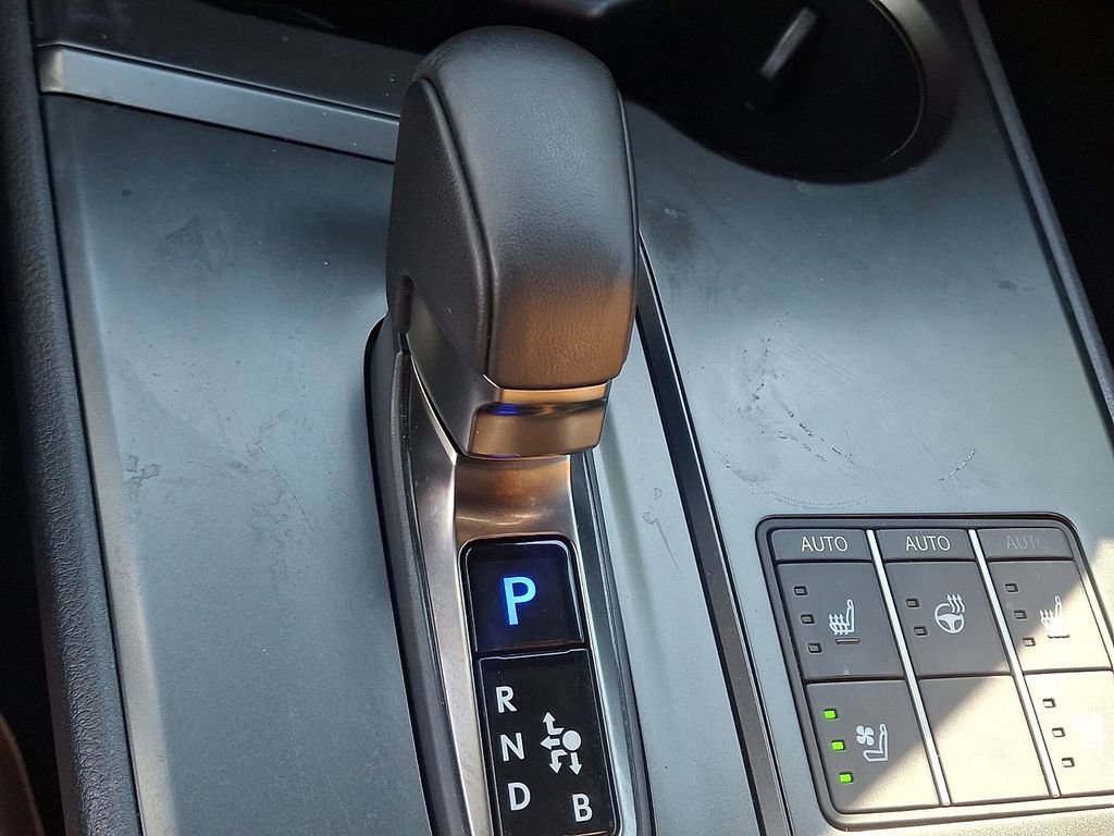 Used 2025 Lexus UX 300h AWD w/ Cold Area Package image 17