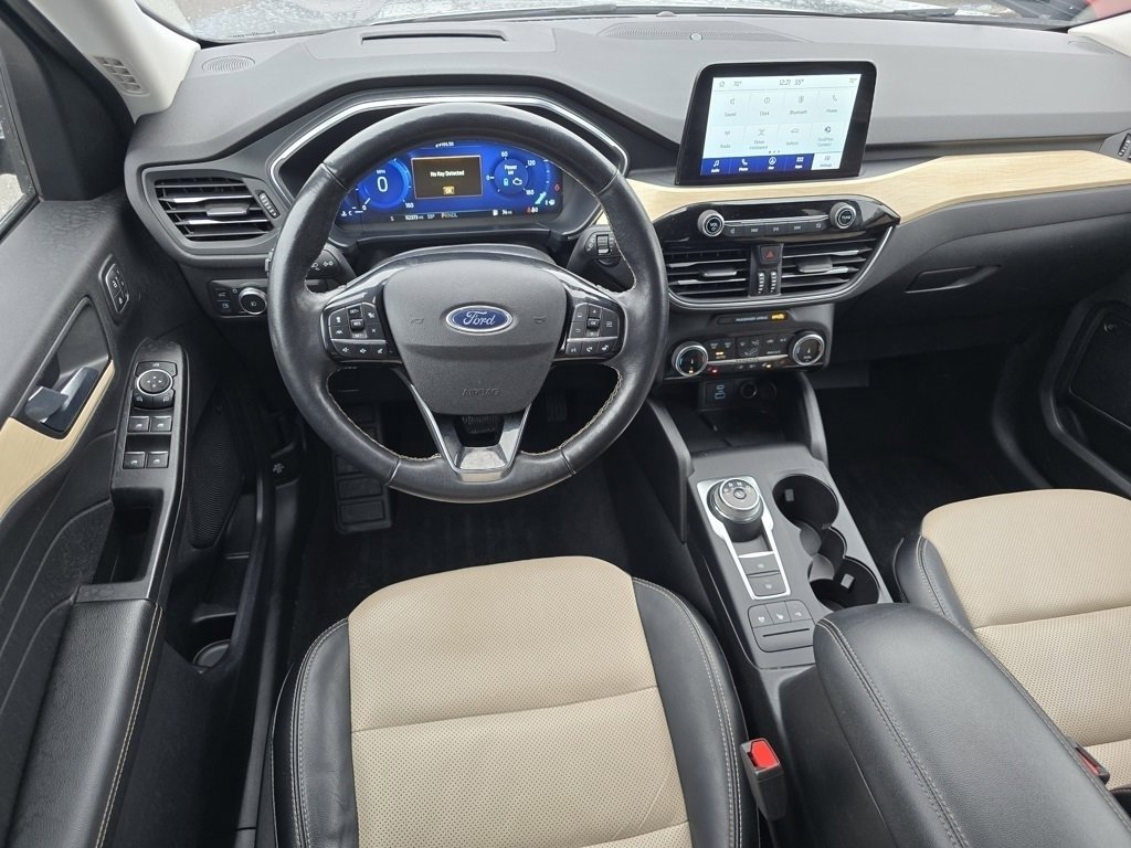 Used 2022 Ford Escape Titanium w/ Titanium Elite Package image 29