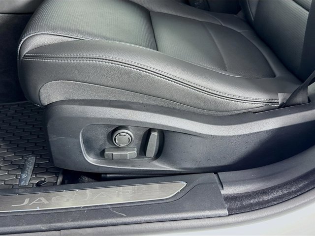 New 2024 Jaguar XF R-Dynamic SE image 22