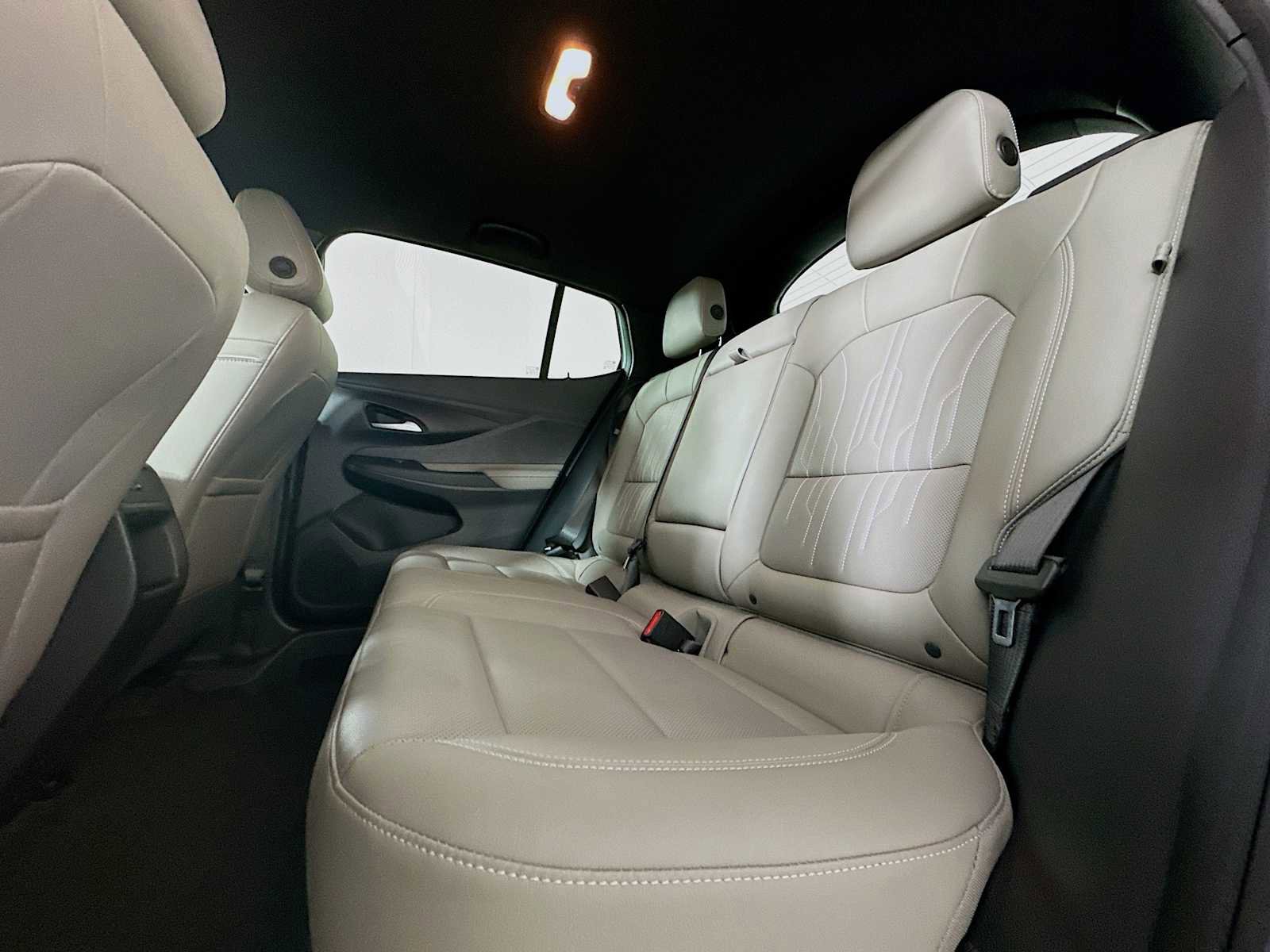 Used 2024 Buick Envista Avenir FWD image 21