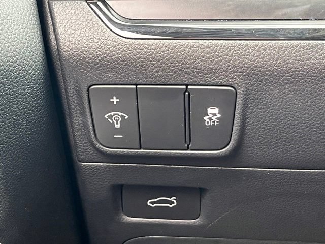 Certified 2025 Kia K5 GT-Line AWD/4WD image 33