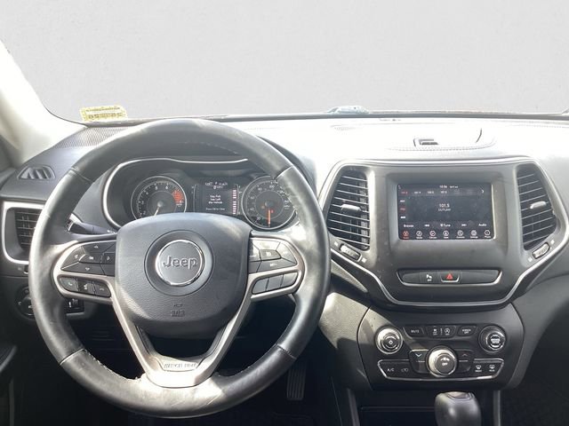 Used 2019 Jeep Cherokee Latitude Plus w/ Cold Weather Group image 9