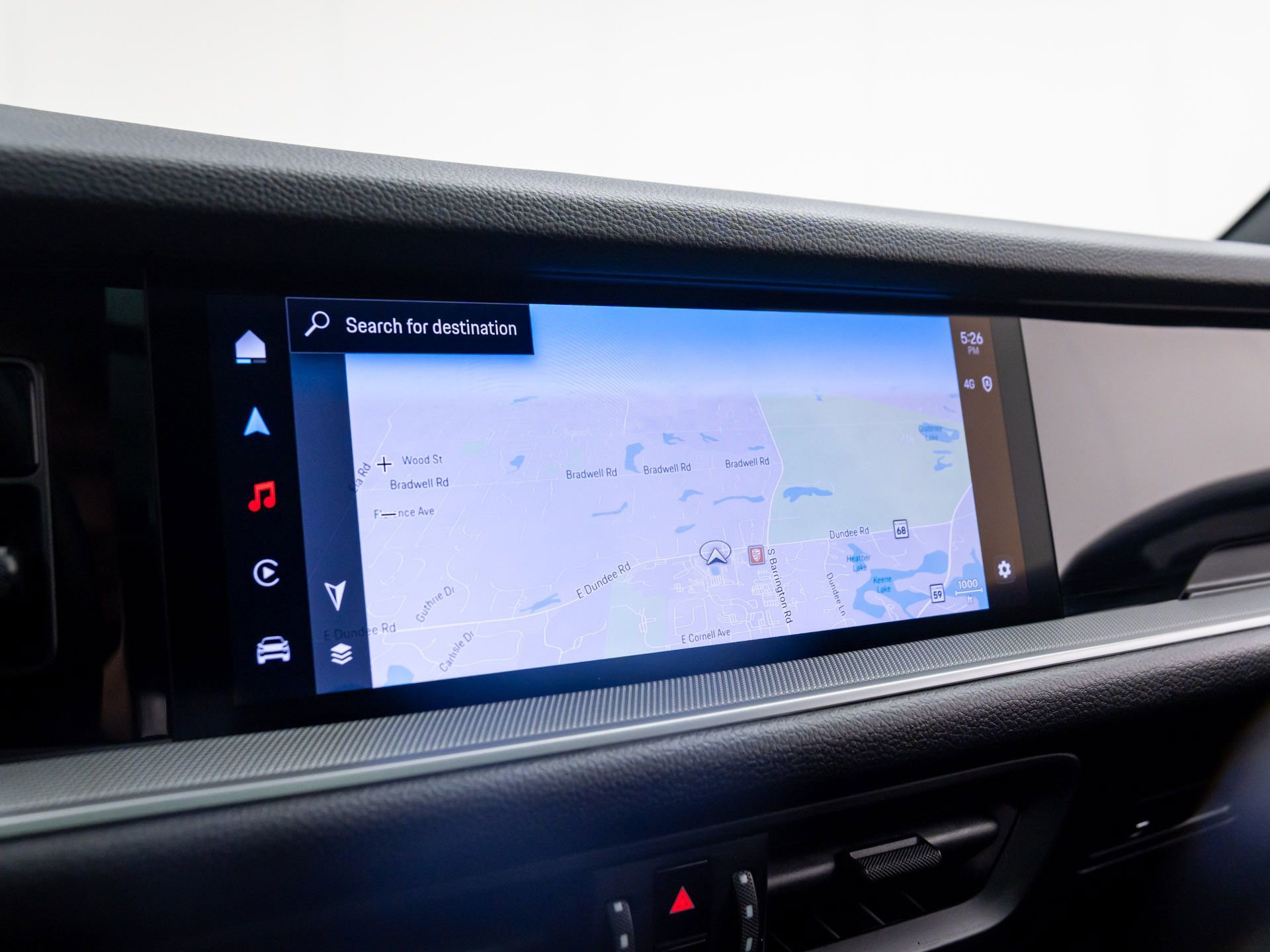 Used 2024 Porsche Cayenne image 23