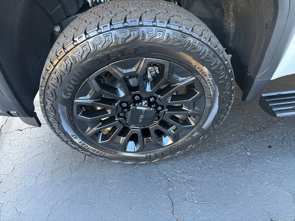 New 2026 GMC Sierra 2500 Denali Ultimate image 16