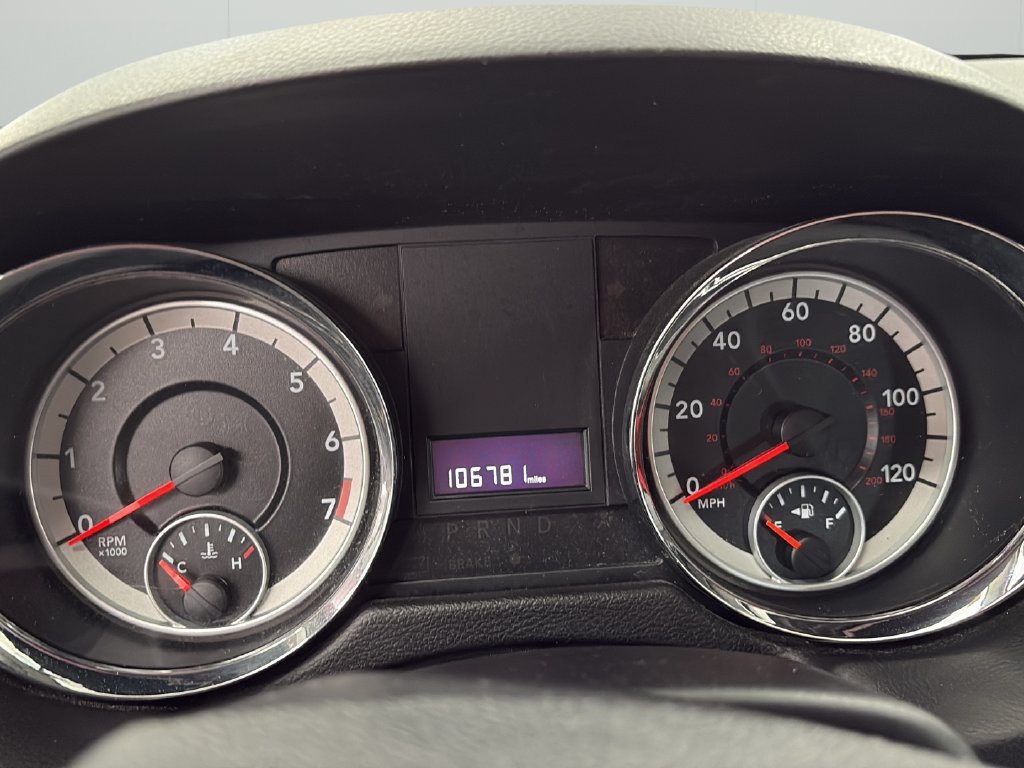 Used 2013 Dodge Grand Caravan SE FWD image 12
